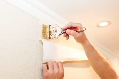 Pose de papier peint à Moye — revêtements muraux et toiles de verre